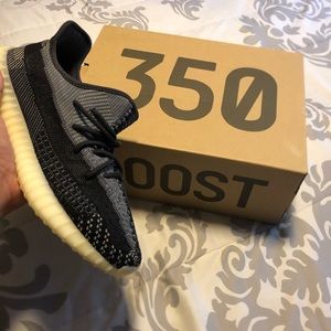 Yeezy carbon 10.5